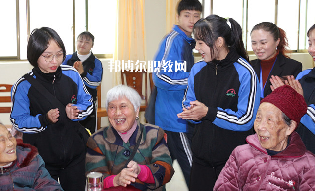 銅仁碧江中等職業(yè)學(xué)校2022年報(bào)名條件、招生要求、招生對象
