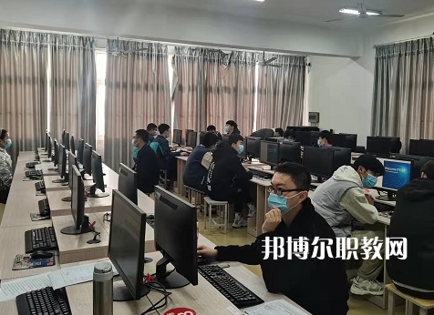 江蘇省盱眙中等專業(yè)學(xué)校2022年學(xué)費(fèi)、收費(fèi)多少