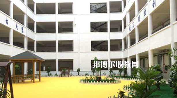 黔東南州德才科技職業(yè)學(xué)校怎么樣、好不好