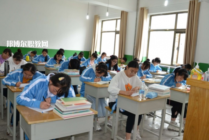 甘肅省廣播電視學(xué)校2022年報名條件、招生要求、招生對象