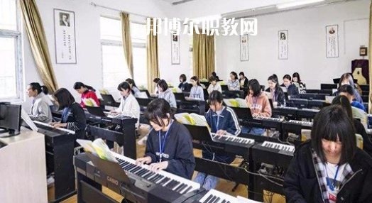 渦陽縣科技學(xué)校2022年報名條件、招生要求、招生對象