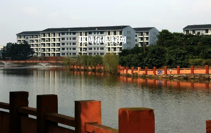 合江少岷職業(yè)技術(shù)學(xué)校怎么樣、好不好