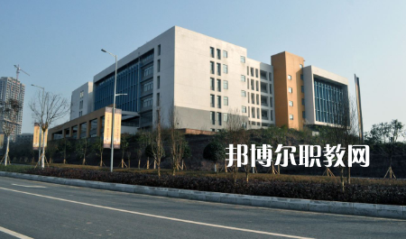 重慶建材技工學校2022年報名條件、招生要求、招生對象