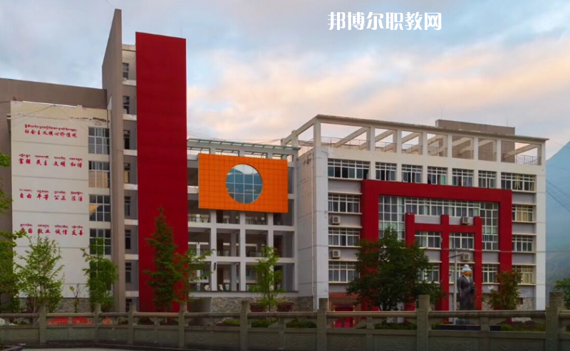 甘孜州職業(yè)技術(shù)學(xué)校2022年報(bào)名條件、招生要求、招生對(duì)象