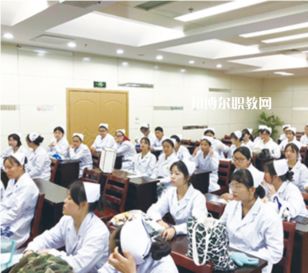 無(wú)錫協(xié)新技工學(xué)校2022年報(bào)名條件、招生要求、招生對(duì)象