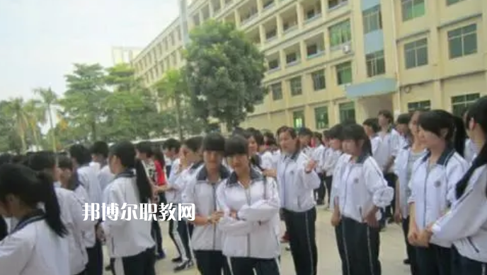 高州第一技工學(xué)校2022年報(bào)名條件、招生要求、招生對(duì)象