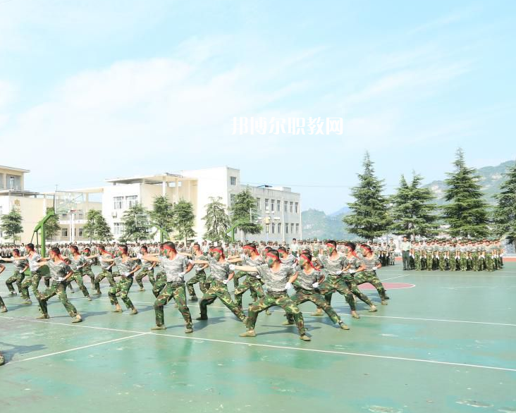 三穗縣中等職業(yè)學(xué)校2022年招生辦聯(lián)系電話(huà)