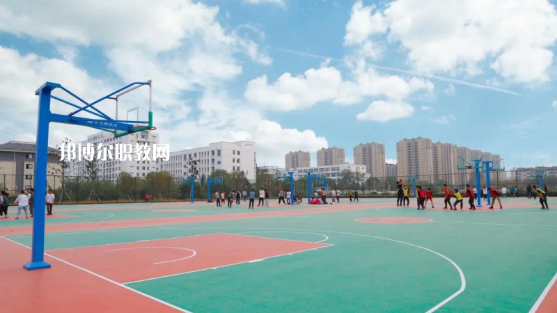 揚(yáng)州高等職業(yè)技術(shù)學(xué)校2022年報(bào)名條件、招生要求、招生對(duì)象