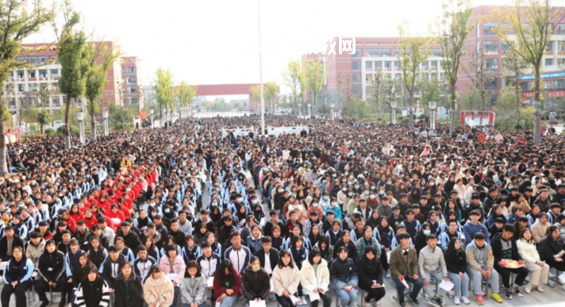 靈璧高級(jí)職業(yè)技術(shù)學(xué)校2022年報(bào)名條件、招生要求、招生對(duì)象