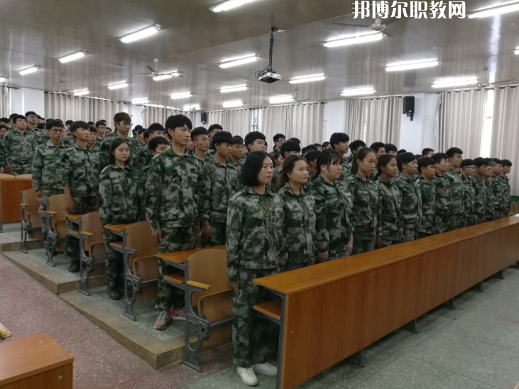 河北軌道交通中等專業(yè)學(xué)校2022年報名條件、招生要求、招生對象