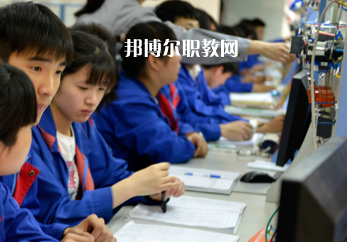 儀征技師學(xué)院2022年報名條件、招生要求、招生對象