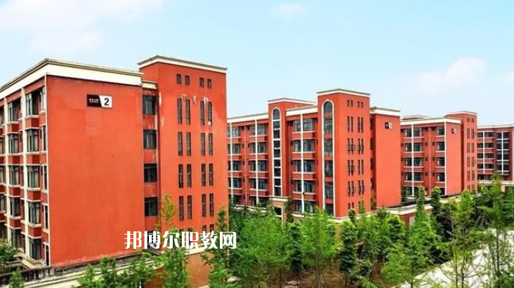樂山醫(yī)藥科技學(xué)校2022年報名條件、招生要求、招生對象
