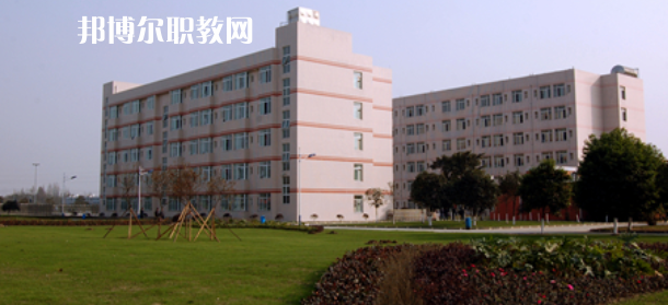 元謀縣職業(yè)高級中學(xué)2022年報(bào)名條件、招生要求、招生對象