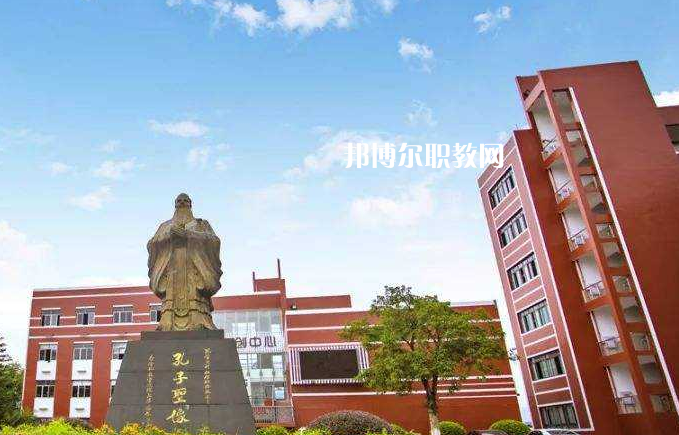貴州輕工職業(yè)技術(shù)學(xué)院中專部2022年報(bào)名條件、招生要求、招生對象