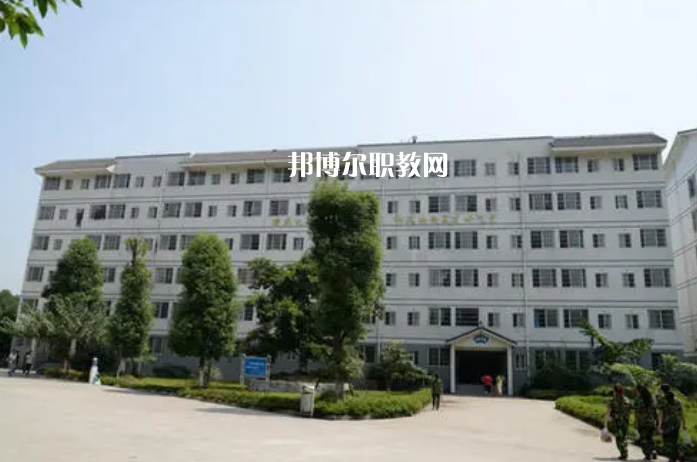 樂山旅游學校2022年報名條件、招生要求、招生對象