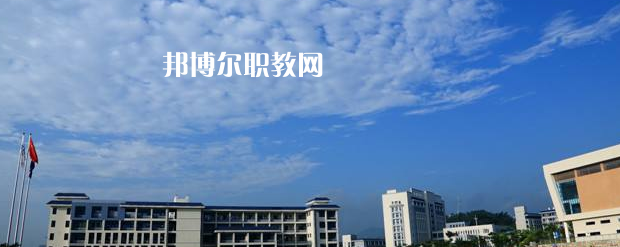 惠州東江職業(yè)技術(shù)學(xué)校2022年報名條件、招生要求、招生對象