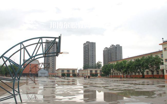 華北工業(yè)學(xué)校2022年報(bào)名條件、招生要求、招生對(duì)象