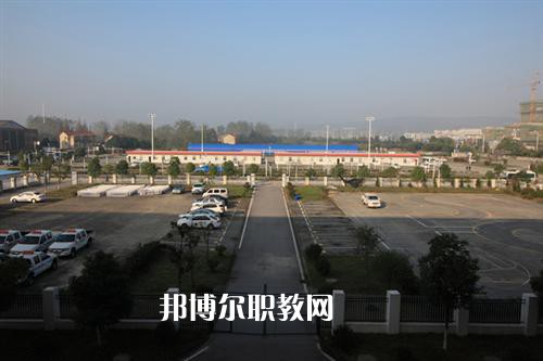 安徽滁州技師學(xué)院2022年報名條件、招生要求、招生對象
