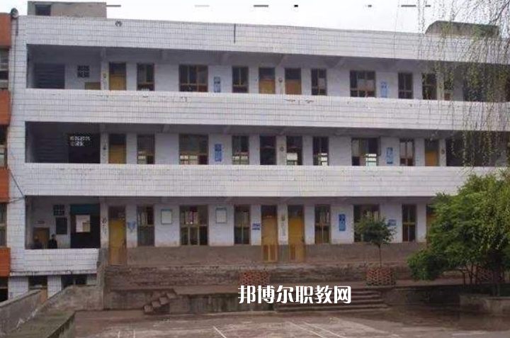 岳池白廟職業(yè)中學(xué)校2022年報名條件、招生要求、招生對象