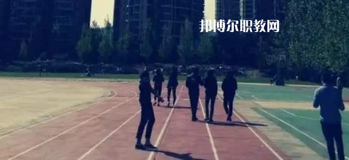 成都實用工程技術(shù)學(xué)校怎么樣、好不好