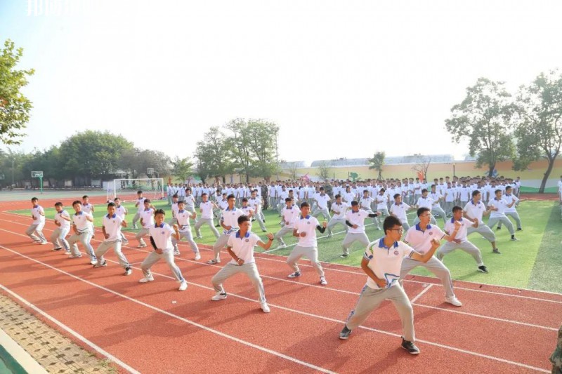 楚雄州體育運(yùn)動(dòng)學(xué)校2022年報(bào)名條件、招生要求、招生對(duì)象