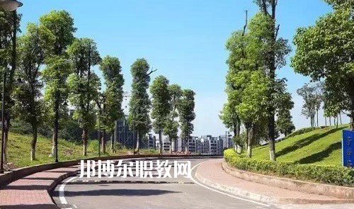 楚雄機(jī)械電子職業(yè)技術(shù)學(xué)校2022年報(bào)名條件、招生要求、招生對象