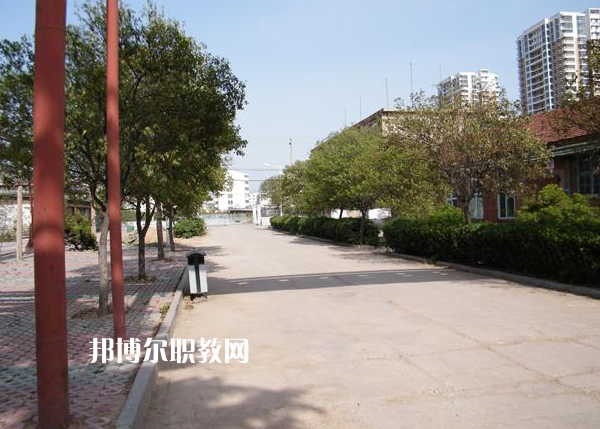 昭通衛(wèi)生學(xué)校2022年報名條件、招生要求、招生對象