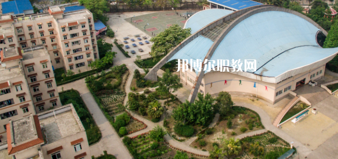 成都中醫(yī)藥大學附屬醫(yī)院針灸學校怎么樣、好不好