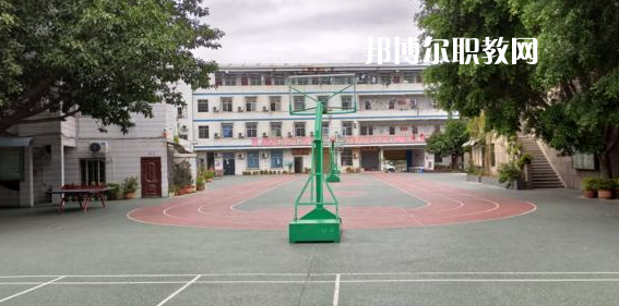 攀枝花商貿(mào)電子職業(yè)技術(shù)學(xué)校2022年學(xué)費、收費多少