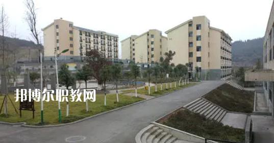 綿陽職業(yè)技術(shù)學院中專部2022年學費、收費多少
