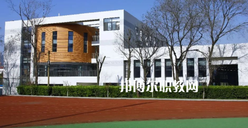山東省青島衛(wèi)生學(xué)校2022年報名條件、招生要求、招生對象