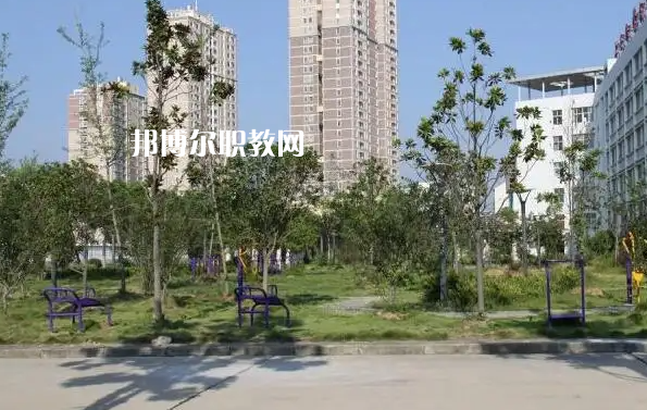 安陸中等職業(yè)技術(shù)學(xué)校2022年報名條件、招生要求、招生對象