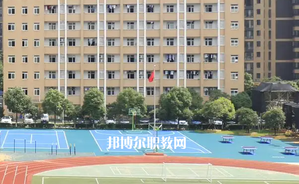 武漢助產(chǎn)學(xué)校2022年報名條件、招生要求、招生對象