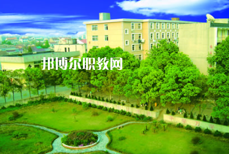 湖北廣播電視學(xué)校2022年報名條件、招生要求、招生對象
