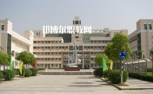 荊州職業(yè)教育中心2022年報名條件、招生要求、招生對象