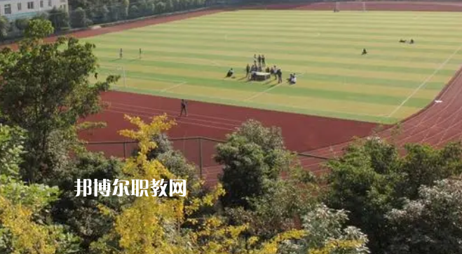 四川省簡(jiǎn)陽(yáng)市平泉高級(jí)職業(yè)中學(xué)2022年招生辦聯(lián)系電話(huà)