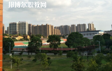長(zhǎng)沙博雅衛(wèi)生中等專(zhuān)業(yè)學(xué)校