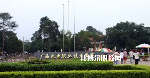 廣西高職?？圃盒Ｅ琶?3強