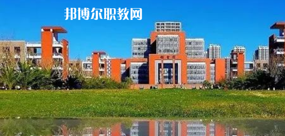 云南高職?？圃盒Ｅ琶?強(qiáng)