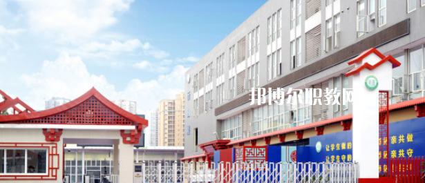 成都華商理工職業(yè)學(xué)校2023年學(xué)費、收費多少