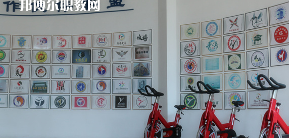 德陽弘正科技職業(yè)學(xué)校2023年報(bào)名條件、招生要求、招生對(duì)象
