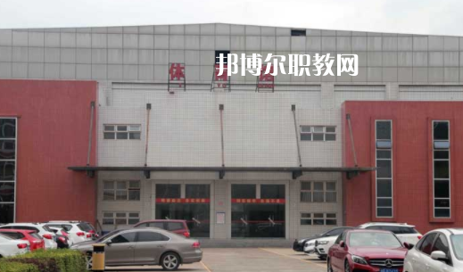 四川省南充外國語中等專業(yè)學(xué)校2023年學(xué)費、收費多少