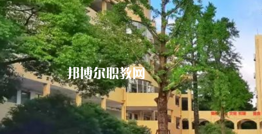 寧波市職教中心學(xué)校地址在哪里，哪個(gè)地區(qū)，哪個(gè)城市?