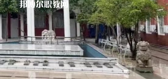 臺(tái)州市雙語實(shí)驗(yàn)學(xué)校地址在哪里，哪個(gè)地區(qū)，哪個(gè)城市?