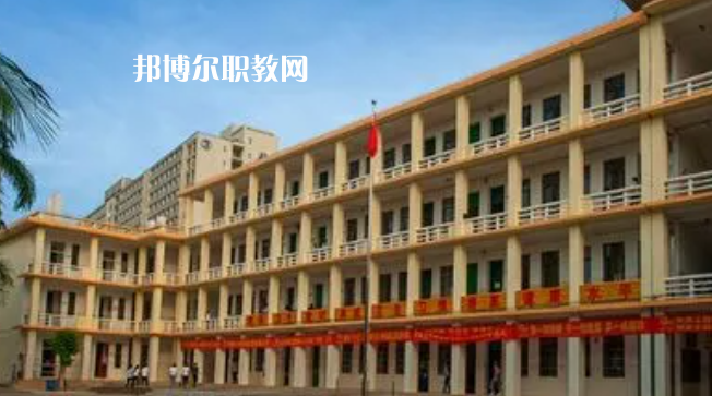 ?？谥新殞W(xué)校具體名單匯總2023版 ?？谥新殞W(xué)校有哪些