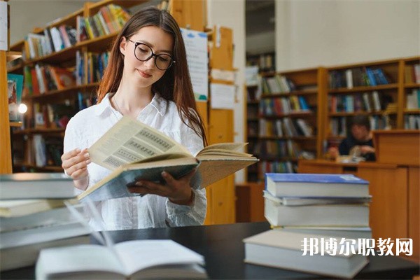 陜西省商務(wù)技術(shù)學(xué)校有哪些招生專(zhuān)業(yè)（2023年）