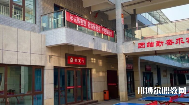 石家莊美華藝術中學地址，乘車路線