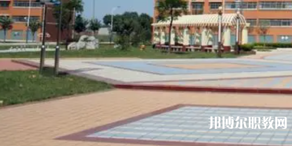 灤州市衛(wèi)生職業(yè)中等專業(yè)學(xué)校地址，乘車路線