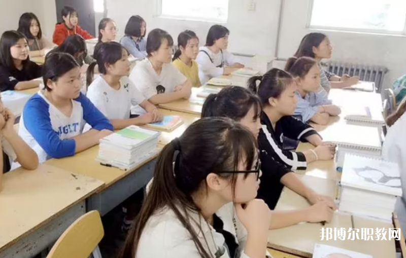 鄭州市特色教育中等專(zhuān)業(yè)學(xué)校怎么樣、好不好