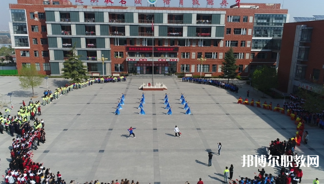 三門峽市湖濱區(qū)中等職業(yè)教育學(xué)校地址，乘車路線